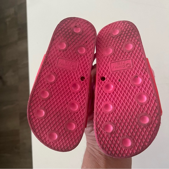 Girls Minnie Mouse Sandals size 7-8 - Picture 4 of 6